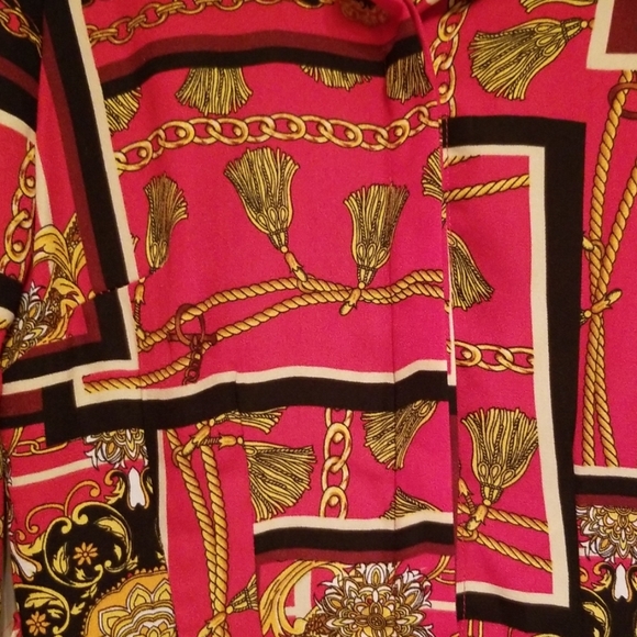 Gorgeous print dress - Picture 2 of 6